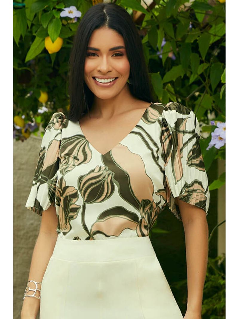 BLUSA-DECOTE-V-COM-MANGAS-PLISSADAS