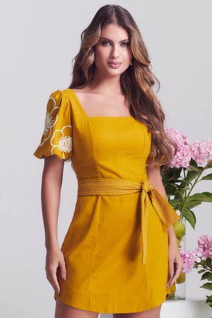 Vestido Curto Com Silk E Faixa