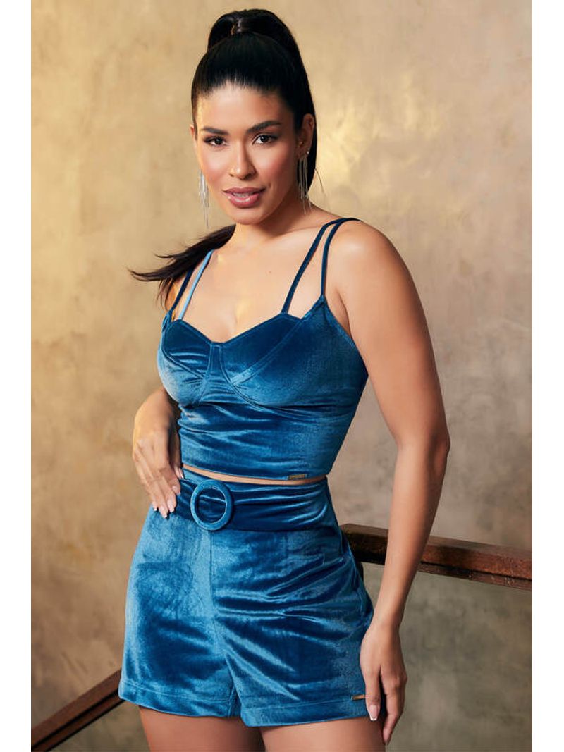 SHORT COM FIVELA COBERTA