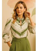 Blusa-Manga-Longa-Pala-Nos-Ombros-Estampado-40