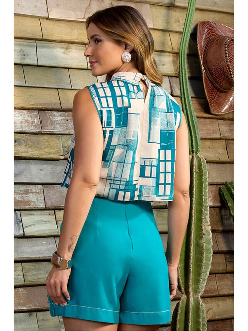 Conjunto-De-Blusa-Com-Gola-E-Short-Com-Bolso-Azul-36