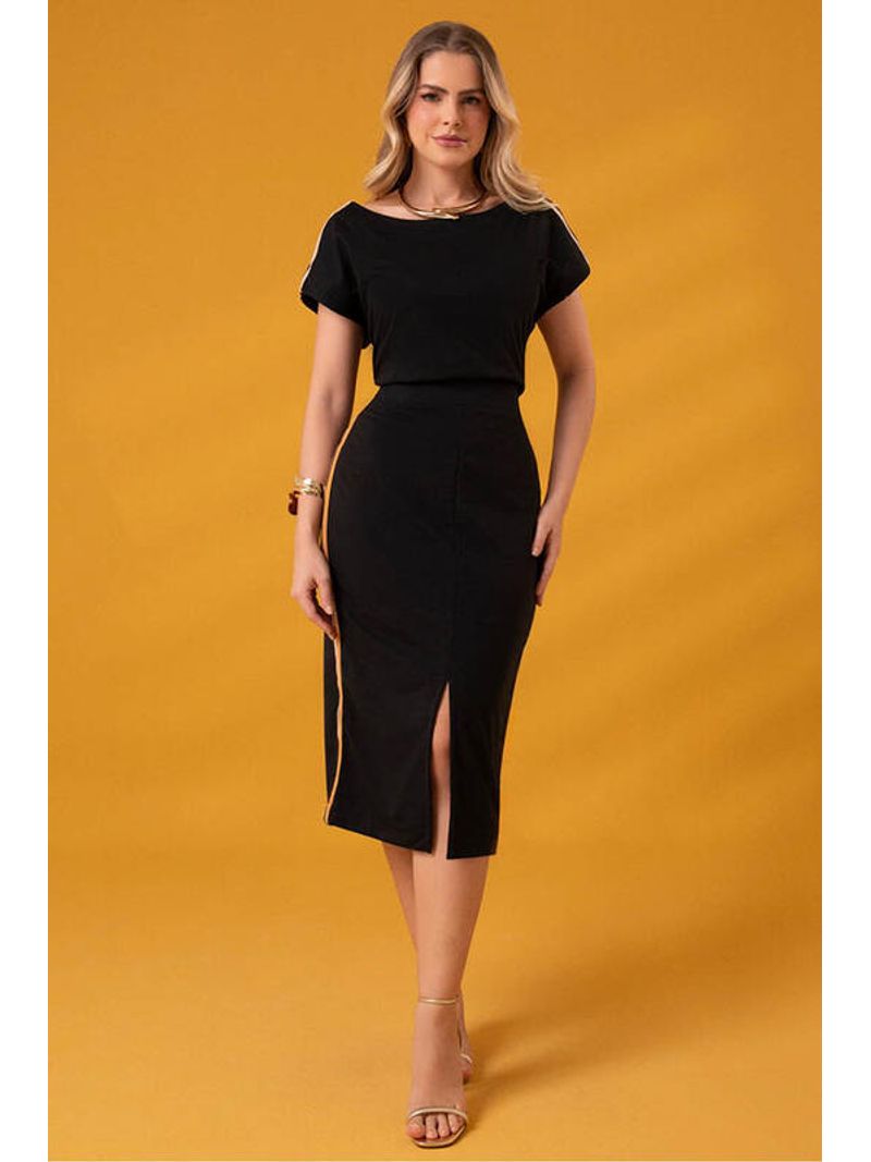 Conjunto Saia E Blusa Em Moletinho C Bloco De Cor Preto Pp