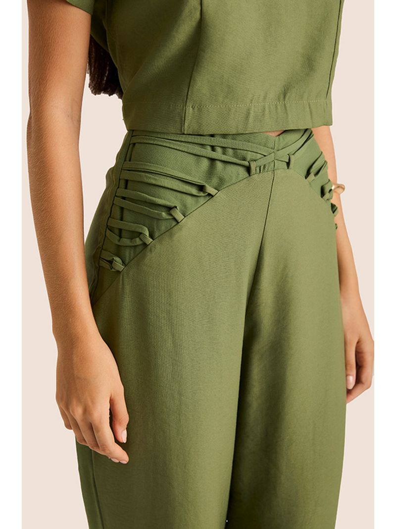 Conjunto Blusa Semicropped E Calca Com Rolutes Verde 38