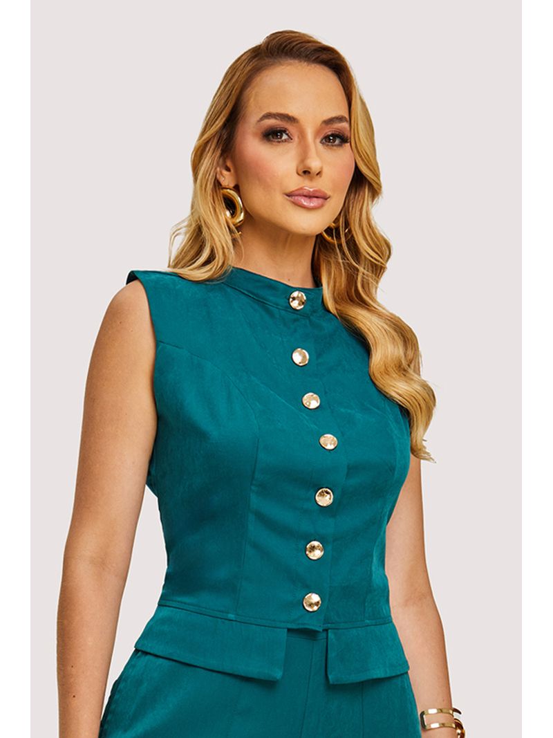 Blusa Cropped Com Botoes Aplicados E Gola Verde 38