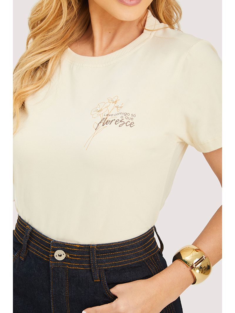 Blusa Tshirt Off Levo Comigo So O Que Floresce Bege P
