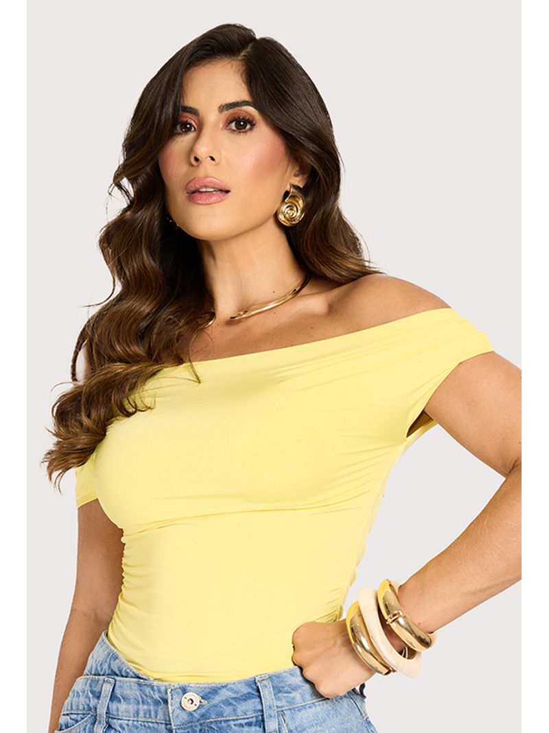Blusa Ombro A Ombro Com Franzidos Amarelo Sunshine P